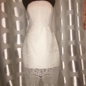 Beautiful ladies BEBE white lace bodycon dress